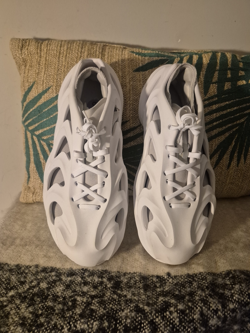 Adidas adiFOM Q 'Footwear White Grey' HP6584 Men's Sz 8.5